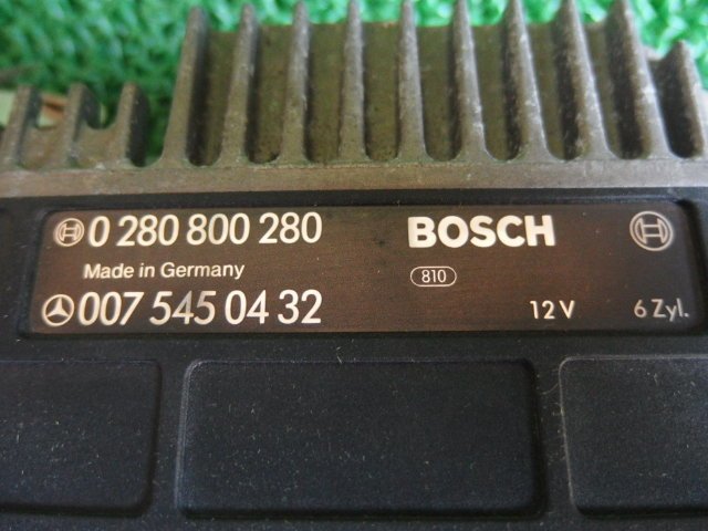 * Benz 190E 2.6 91 year 201029 engine computer -( stock No:36994) (3248) *