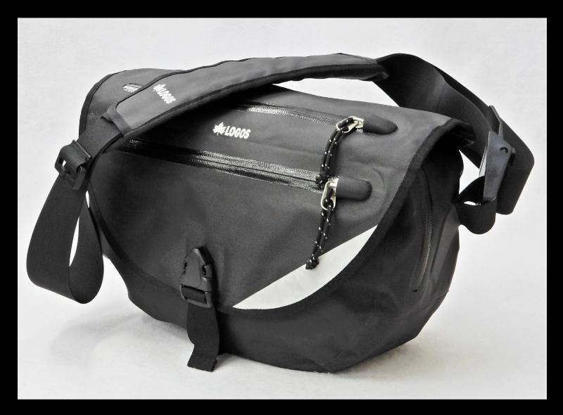  dragon 354* beautiful goods LOGOS Logos Splash bag series messenger bag / shoulder bag ( black / black ) cycling / bicycle 