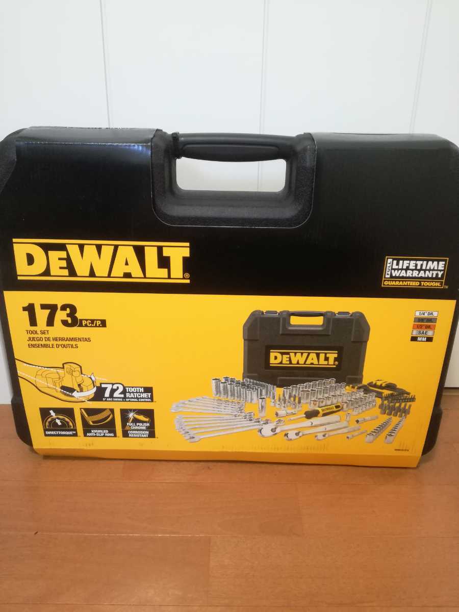 DEWALT 173ピースメカニックツールセット クリーム仕上げケース付 未