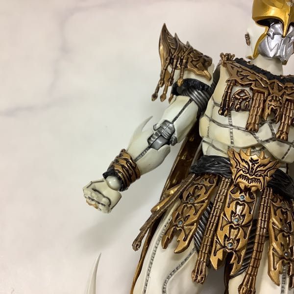 中古直販 1円~ S.H.Figuarts 真骨彫製法 仮面ライダークウガ ン・ダグバ・ゼバ 中古直販 1円~ S.H.Figuarts 真骨彫製法 仮面ライダークウガ ン・ダグバ・ゼバ