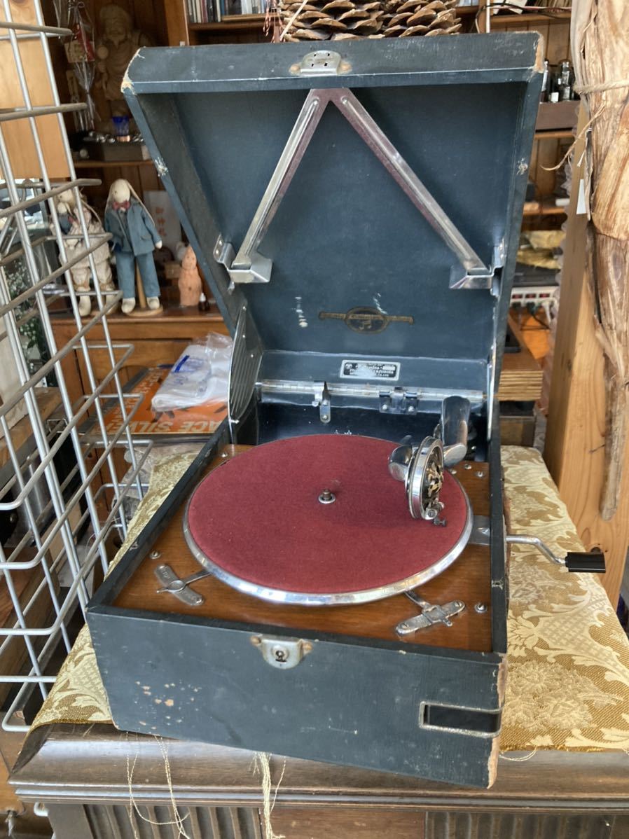 名機コロンビアCOLUMBIA ポータブル蓄音機G 241点検整備済みです 名機コロンビアCOLUMBIA ポータブル蓄音機G 241点検整備済みです