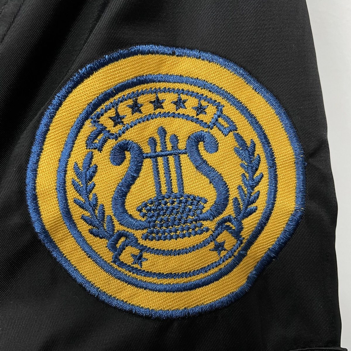日本直営店 U.S.A.F Air force フライトジャケット◆EU製6万*イタリア*ミラノ発*UABONI*ユアボニ*高級セレブdesigner◆高級刺繍 MA-1 中綿 L/48サイズ 日本直営店 U.S.A.F Air force フライトジャケット◆EU製6万*イタリア*ミラノ発*UABONI*ユアボニ*高級セレブdesigner◆高級刺繍 MA-1 中綿 L/48サイズ