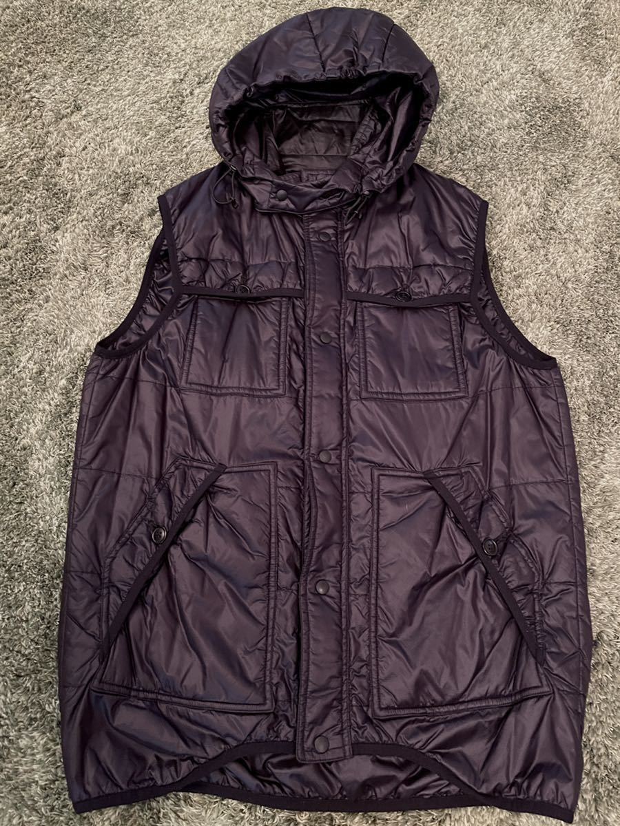 Yahoo!オークション - 美品 UNDERCOVER ハイテク ダウンベスト Yahoo!オークション - 美品 UNDERCOVER ハイテク ダウンベスト