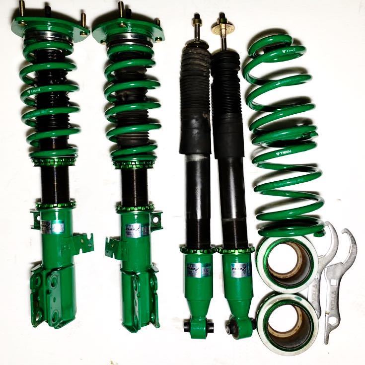 ノア ヴォクシー エスクァイア ZRR80W ZRR80G ZRR85W ZWR80G TEIN