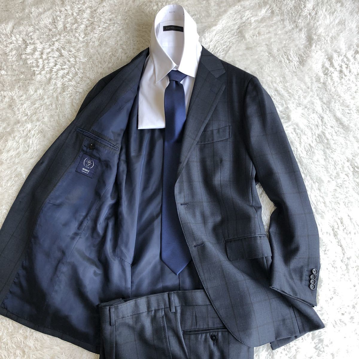 定価約35万 20AW 美品】LARDINI ストライプ セットアップ スーツ