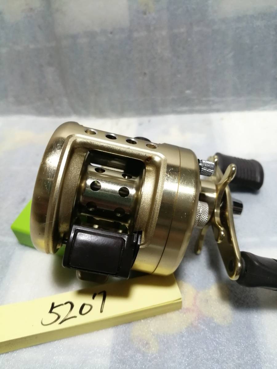 割引卸売り シマノ カルカッタ50XT 5207 割引卸売り シマノ カルカッタ50XT 5207
