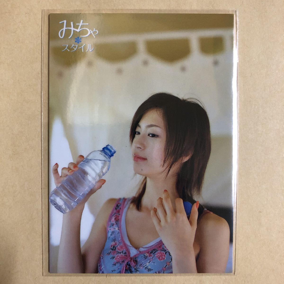 安田美沙子 2006 さくら堂 トレカ アイドル グラビア カード 27 タレント トレーディングカード_画像1