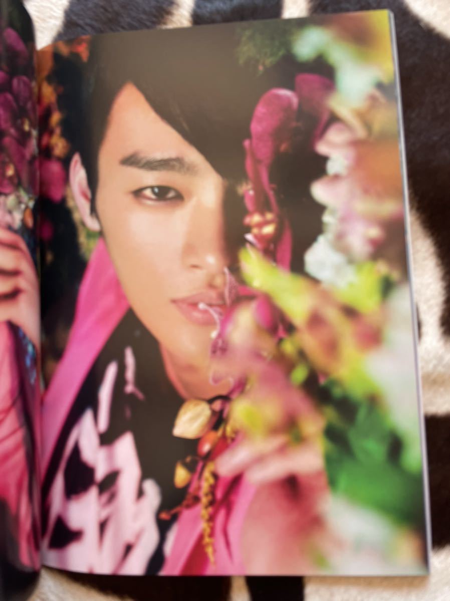 月刊　ソ・イングク　直筆サイン入り 写真集　撮影　蜷川実花 Seo Inguk Mika Ninagawa_画像2