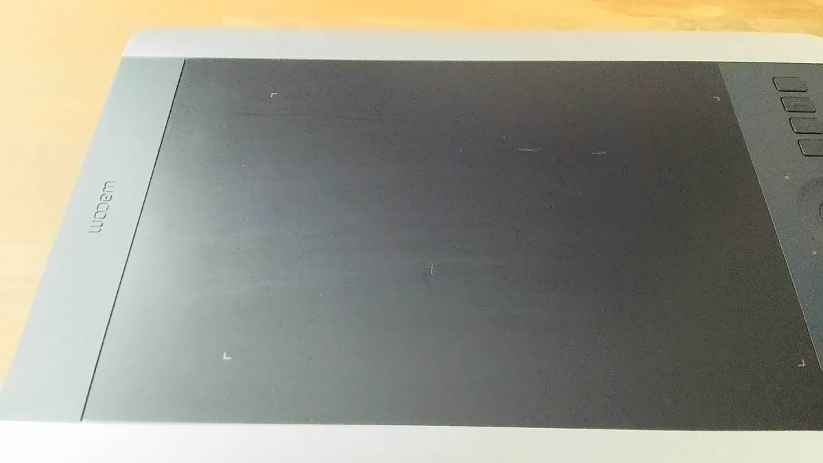 Wacom ワコム ペンタブレット Intuos Pro medium PTH-651/S