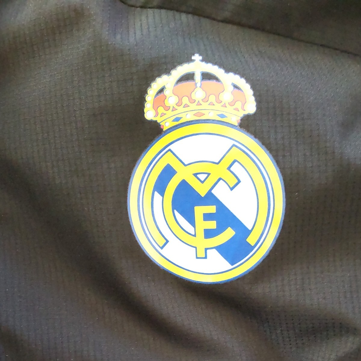 Paypayフリマ Adidasアディダス Real Madridレアルマドリード コラボ ウィンドブレーカー トレーニングウエア ジャージ ナイロン