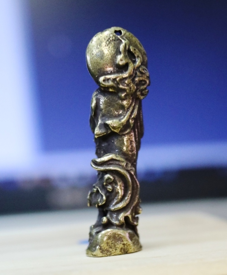 (0228)　小型　仏像　観音様　銅合金鋳物　　高さ 5cm_画像3