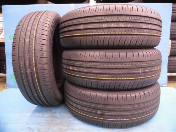 ハリアー新車外し ダンロップ GRANDTREK PT30 225/60R18-