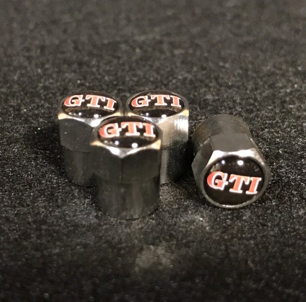 送料無料 メッキ仕様 GTIロゴ エアーバルブキャップ（ フォルクスワーゲン 新型 ゴルフ GTI Dynamic ポロ GTI up! GTI に適合）_画像1