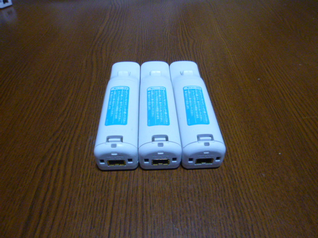 R007【送料無料】Wii リモコン 3個セット　ホワイト　（動作良好 クリーニング済）白 　NINTENDO　任天堂 純正 