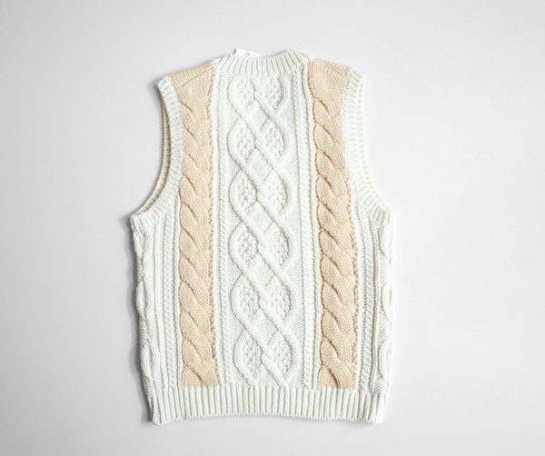☆新品 DIGAWEL ◇21AW ケーブル編み ニットベスト 白 サイズ2 (下げ