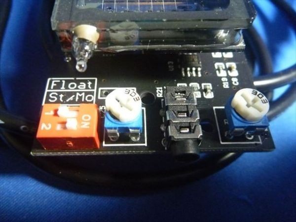 蛍光表示管スペクトラムアナライザ2　VFDスペアナ・時計機能付き　車載に自作オーディオ機器に、自作PCにも_画像3