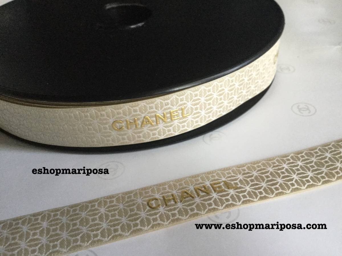 CHANEL シャネル 高品質 リボンロール1巻 50m カメリアシール3枚 CHANEL シャネル 高品質 リボンロール1巻 50m カメリアシール3枚