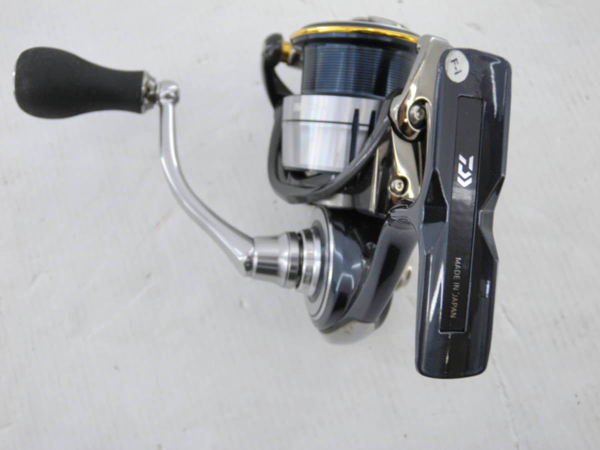 64□60/ ダイワ 19セルテート LT2500-H ハンドルノブ交換品 0212 64□60/ ダイワ 19セルテート LT2500-H ハンドルノブ交換品 0212