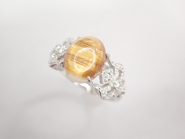 破格値下げ】 K18WG 美品 ルチルクオーツ3.16ct 指輪 リング デザイン