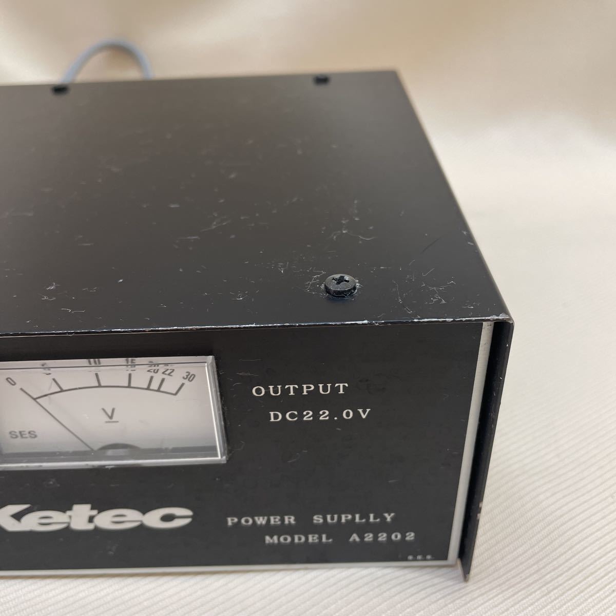 ○631○ Ketec A2202 DC22.0V POWER SUPPLYの画像2