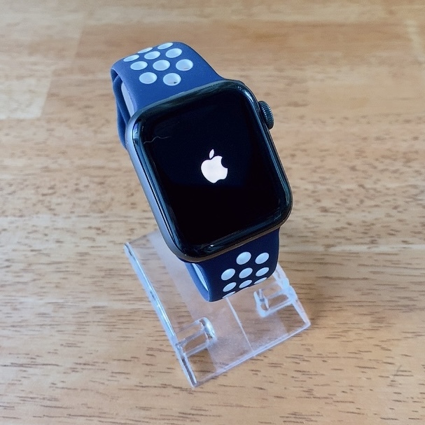 Apple Watch Nike+ Series 4 GPSモデル 40mm アップルウォッチ ナイキ