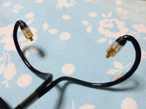 切り込み入り MMCX ケーブル オーグライン 八芯 120cm 4.4mm5極 L字 (カスタム可能) SHURE Fiio M15 ZX507 Cayin N8 R2R2000_画像4