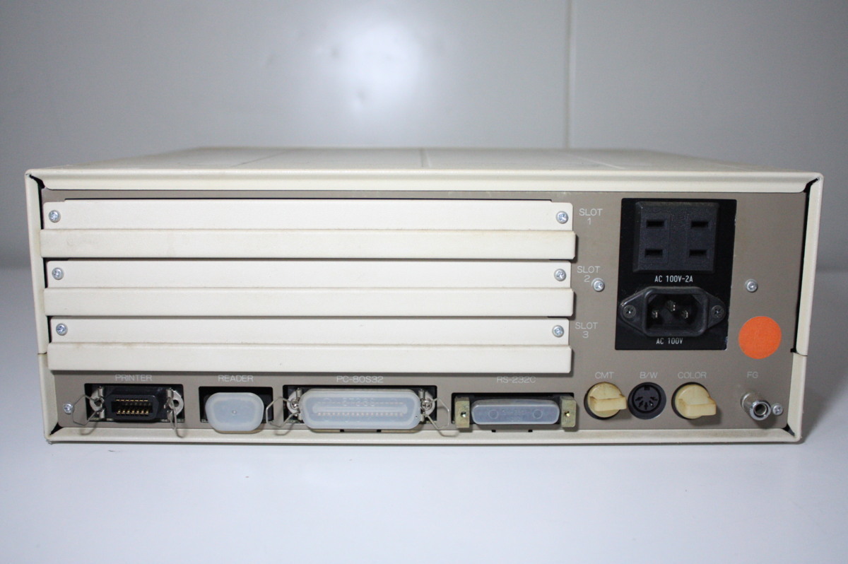 F811[ б/у ]NEC PC-8801mk? электризация OK!
