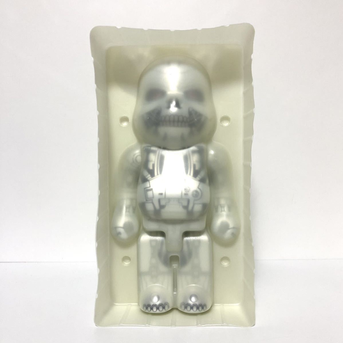 Yahoo!オークション - ベアブリック ターミネーター T-800 400 Yahoo!オークション - ベアブリック ターミネーター T-800 400