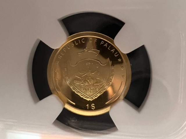最高鑑定 初期発行 本物の四つ葉のクローバー 金貨 143枚限定 2021年 