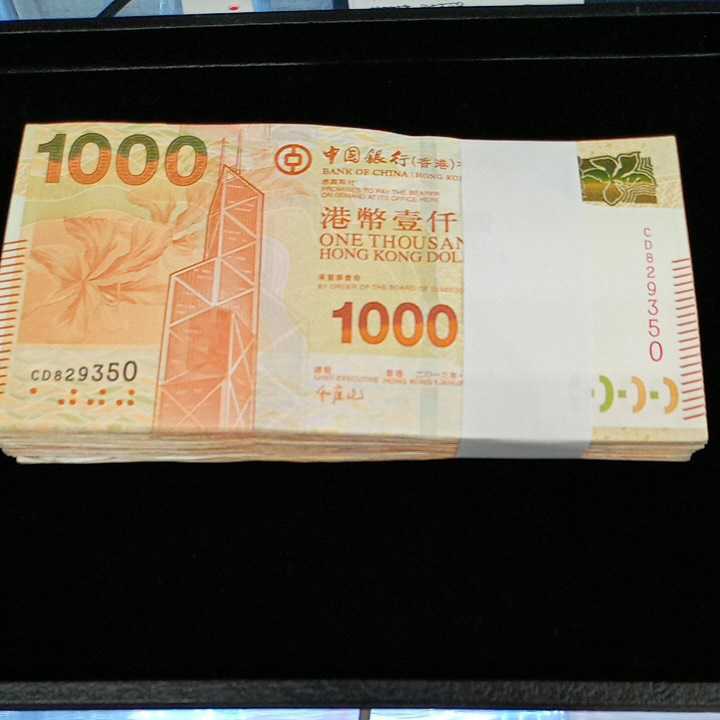 香港10万 1000ドル×100枚