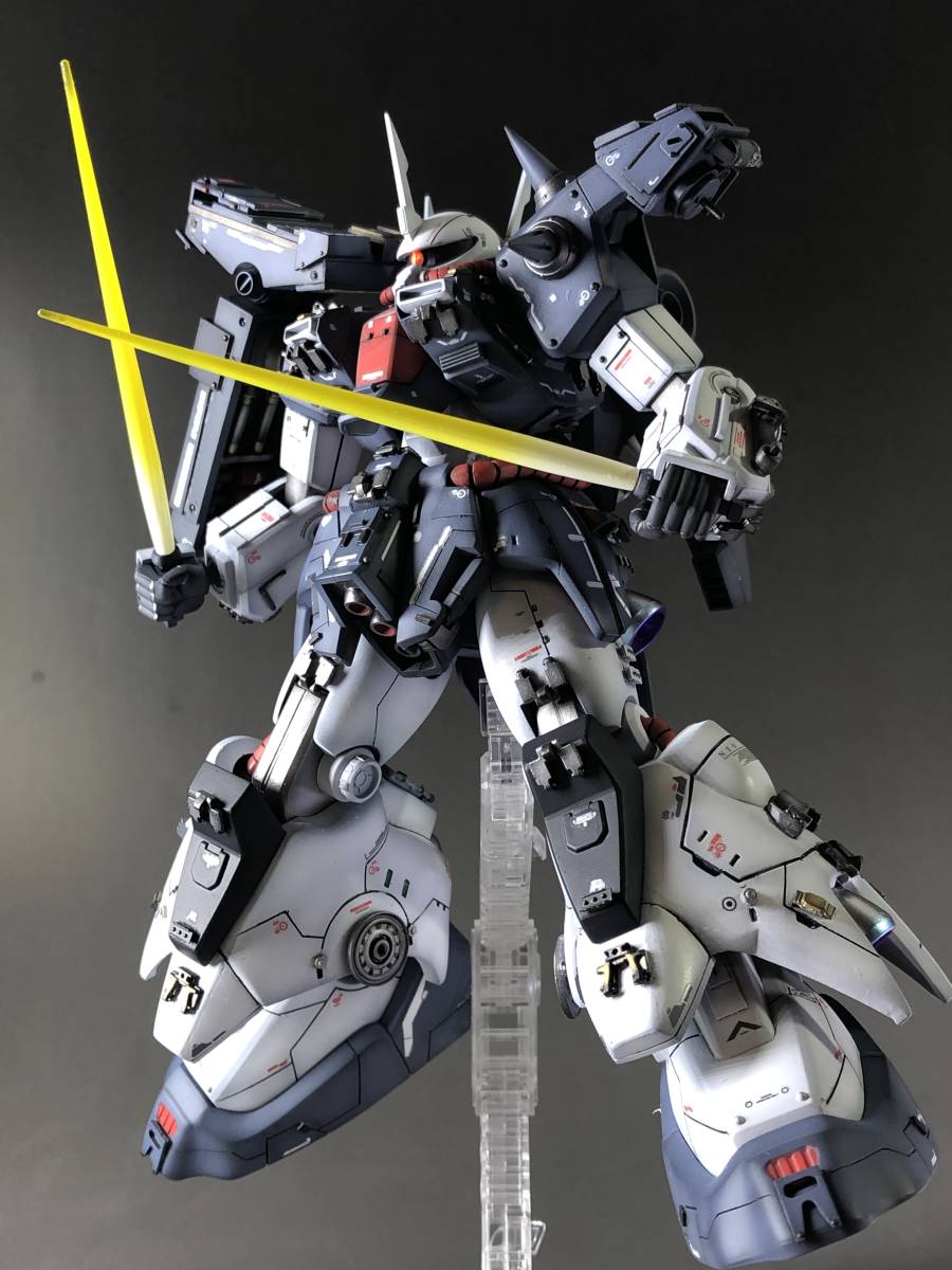 ◇◇【全塗装済み/完成品】 HGUC 1/144 AMX-011 ザクIII 完成品