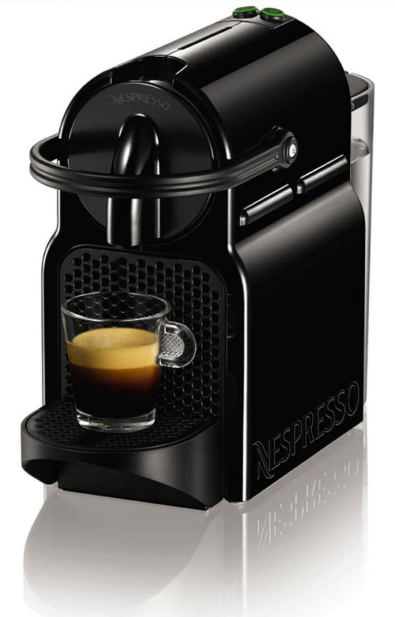 ネスプレッソ コーヒーメーカー/Nespresso coffee maker【目立った傷や汚れ無し】