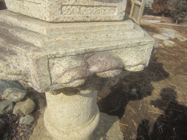 埼玉鶴ヶ島発 六尺春日灯篭 庭石 ガーデニング 坪庭 日本庭園 埼玉鶴ヶ島発 六尺春日灯篭 庭石 ガーデニング 坪庭 日本庭園
