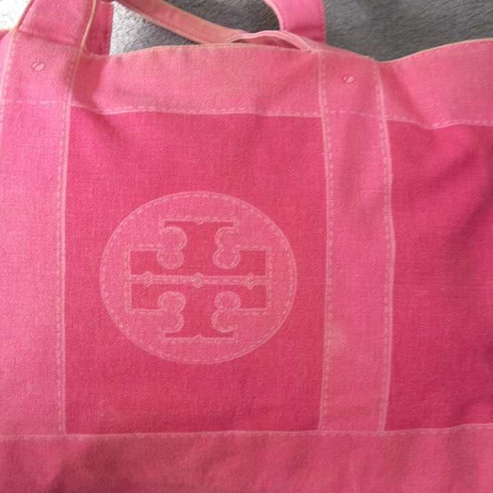 Tory Burch Tory Burch парусина большая сумка примерно 43×30×16. прекрасный товар 