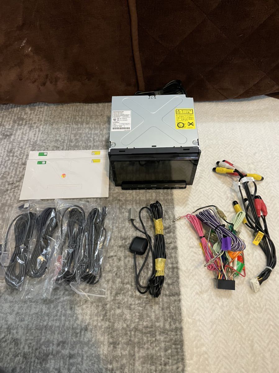 美品☆2020年春版地図データ MDV-Z700 フルセグTV Bluetooth