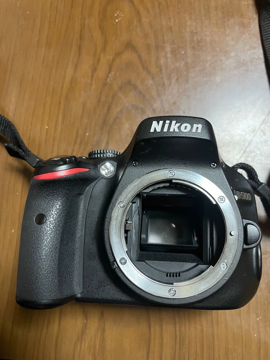 Nikon D5100本体のみ