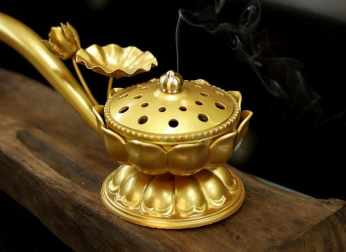 大手通販サイト 「密教法具 寺院用仏具」蓮型机上香炉 銅器 銅製品 