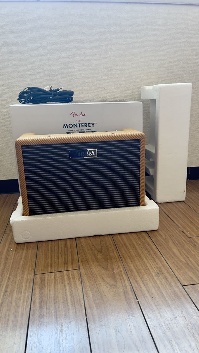 FenderフェンダーBluetoothスピーカー「MONTEREY」Tweed アンプ 木枠