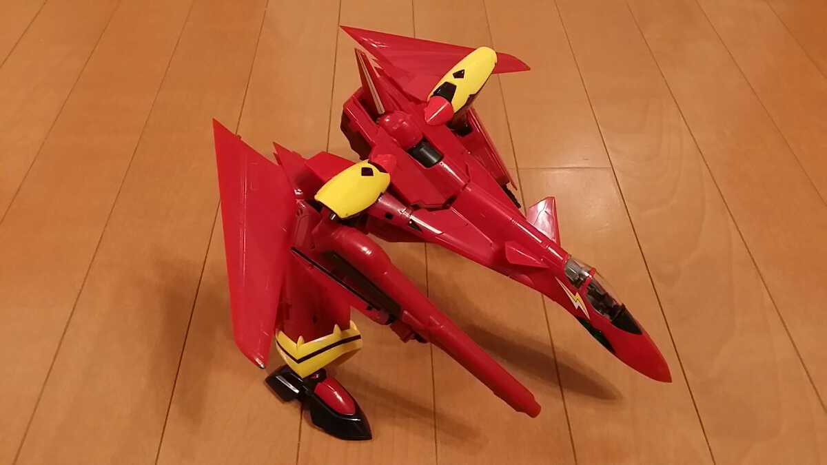 マクロス7 YAMATO やまと 1/60 完全変形 VF-19改 ファイヤーバルキリー & サウンドブースター