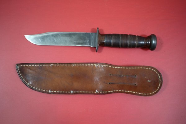 最新コレックション WW2 USMC KA-BAR ナイフ? 米軍放出品 i9tmg.com.br