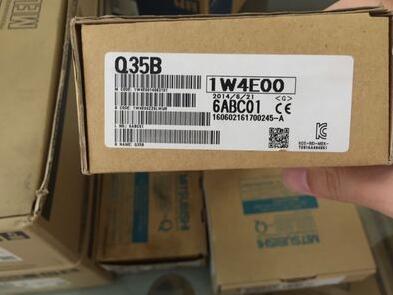 新品 MITSUBISHI 三菱電機 MELSEC-Q シーケンサ□基本ベースユニット