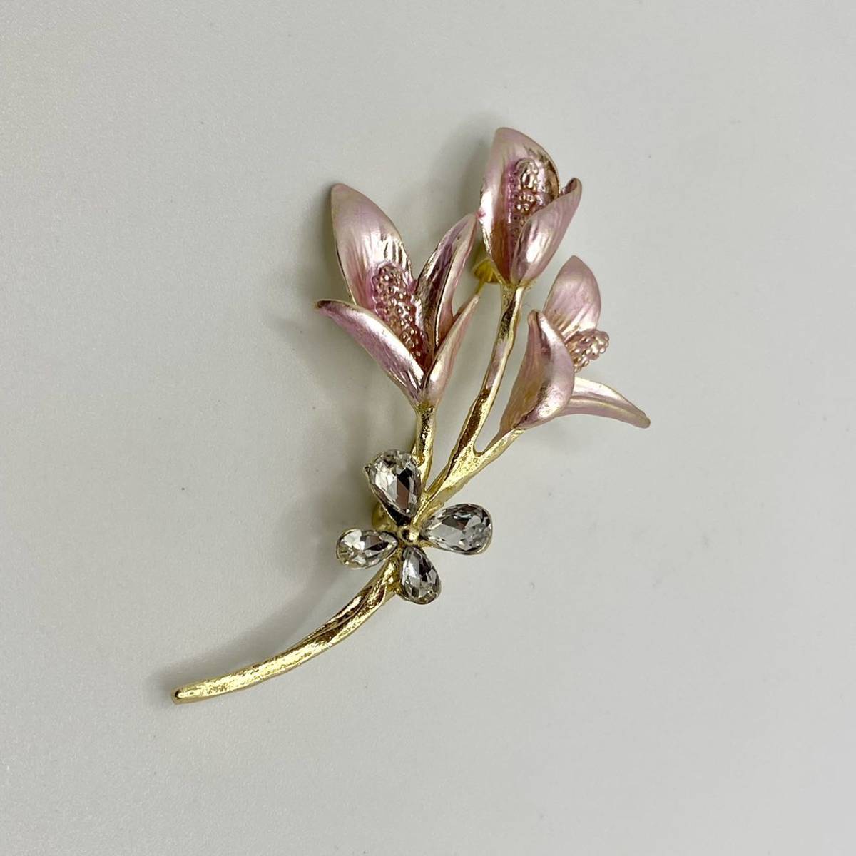 ヴィンテージ ゴールドトーン 花束 ラインストーン ブローチ(¥15,000) - smktarunaterpadu2.sch.id ヴィンテージ ゴールドトーン 花束 ラインストーン ブローチ(¥15,000) - smktarunaterpadu2.sch.id