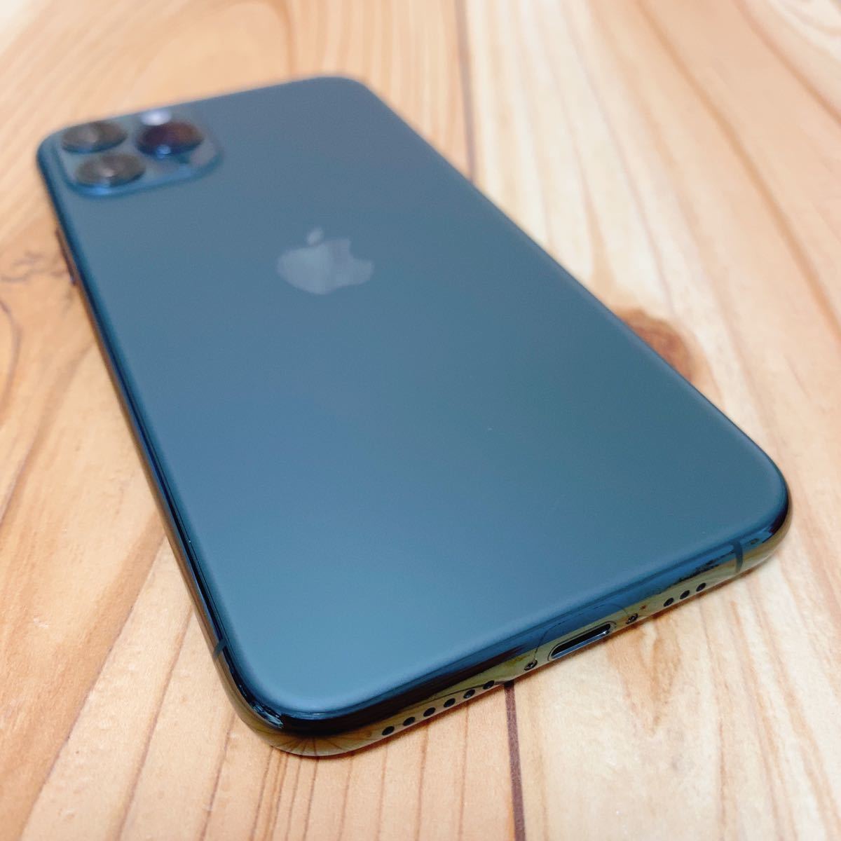 訳あり SIMフリー 本体 iPhone 11 Pro 256 GB 81 グリーン 電池良好_画像3