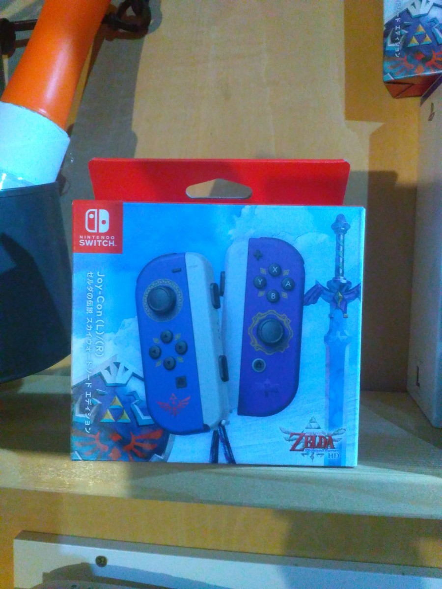 未使用・純正品【Switch】Joy-Con L / R ゼルダの伝説 スカイウォード