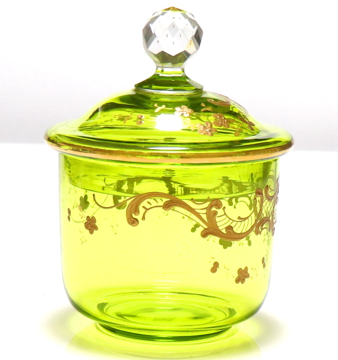 オールド・バカラ (BACCARAT) 1900年 緑硝子金彩盛り上げ 蓋物 ボンボ