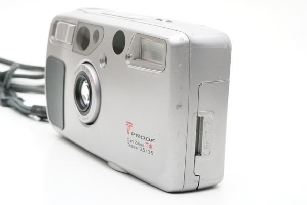フジヤカメラ】難有り品 KYOCERA T PROOF (ネックストラップ付) 京セラ