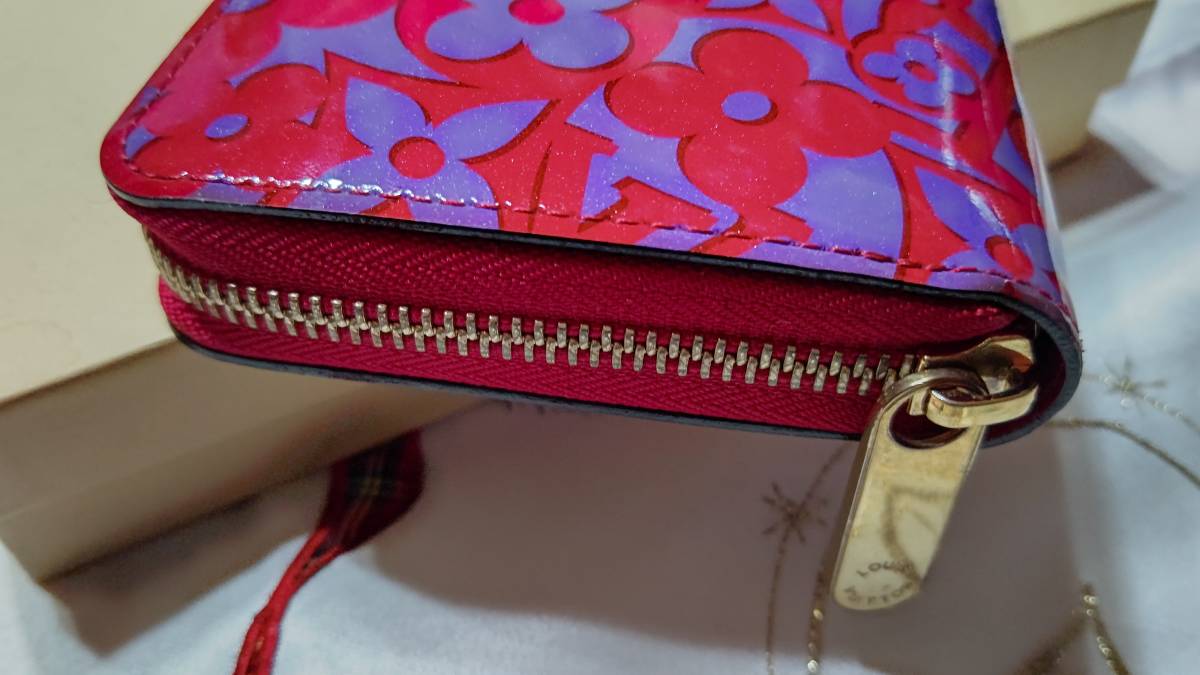 Louis vuitton ルイヴィトン長財布 ラウンドファスナージッピー