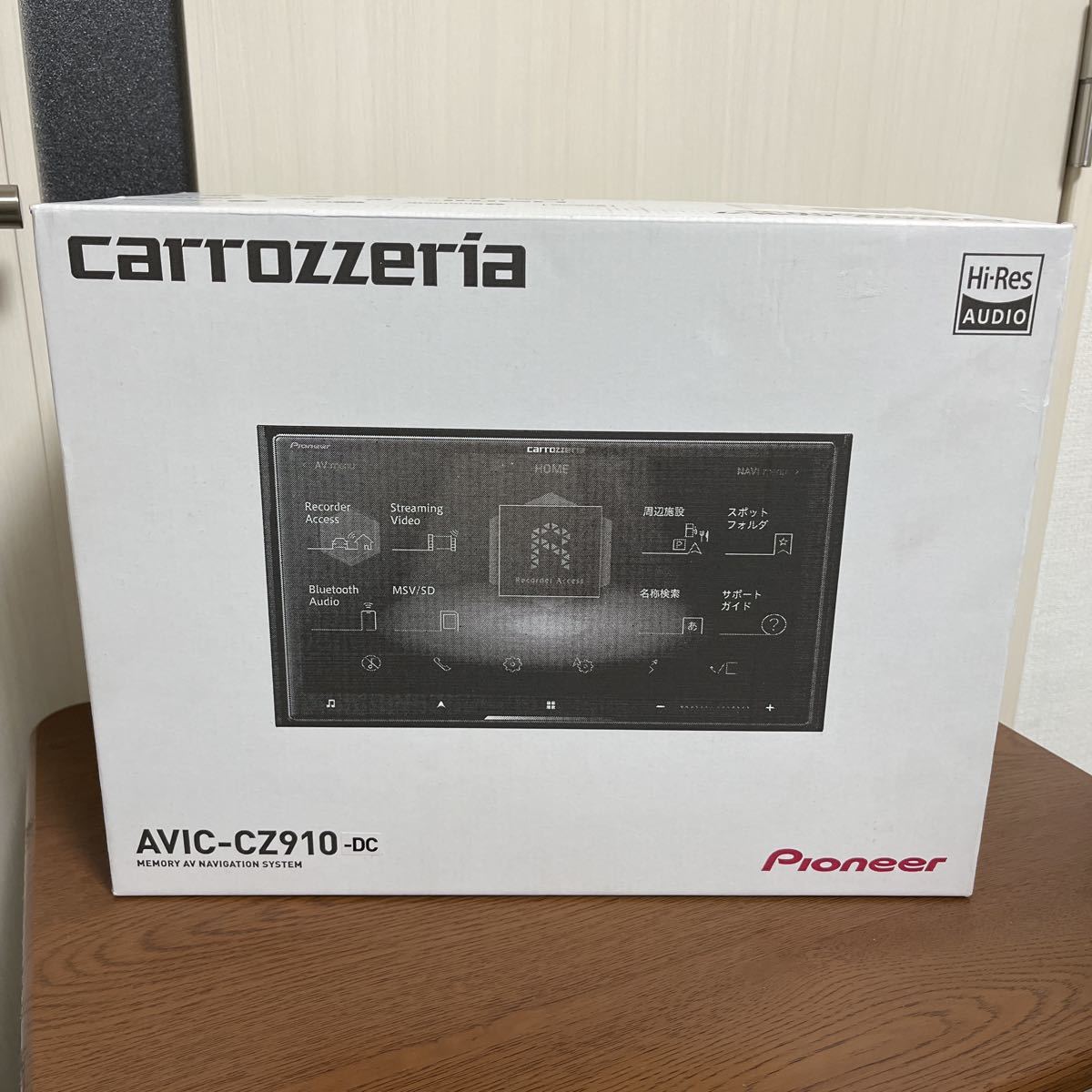 新品・未使用カロッツェリアサイバーナビ AVIC-CZ910-DC www