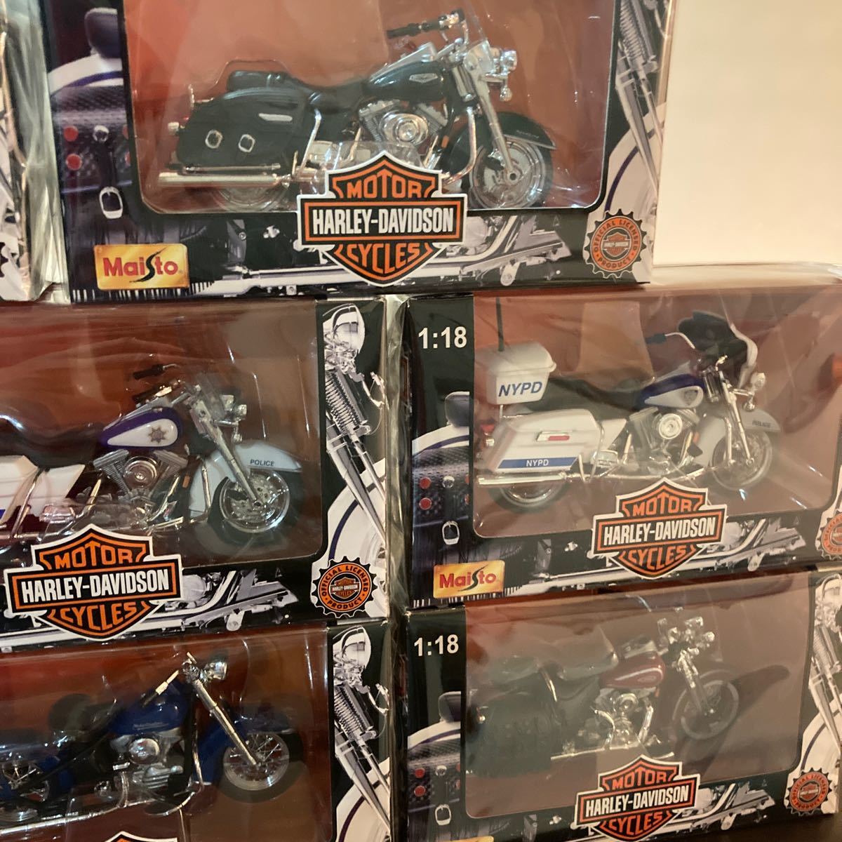 55%以上節約 Maisto Harley-Davidson1 18 8台セット ecousarecycling.com