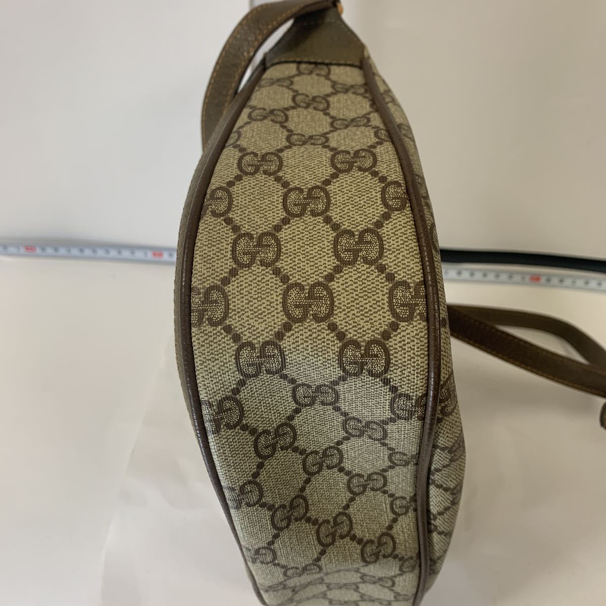 【1円 売り切り】 GUCCI オールドグッチ ヴィンテージ GG柄 PVC×レザー ショルダーバッグ ポシェット 斜め掛け ベージュ系 10 02 056_画像4